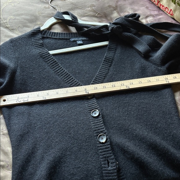Banana Republic black 4 button cardigan sweater with detached belt. - Picture 13 of 13